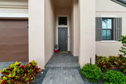 2801 SE Ashfield Drive, Port Saint Lucie, FL 34984 - Photo 2