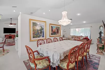 9260 Laurel Green Drive, Boynton Beach, FL 33437 - Photo 14