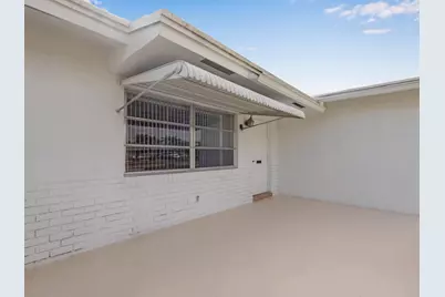 2016 SW Golf Lane SW, Boynton Beach, FL 33426 - Photo 4