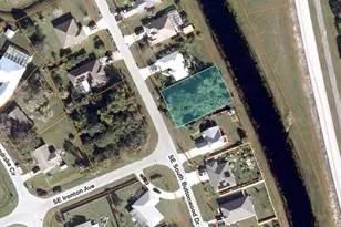 1895 SE North Buttonwood Dr, Port Saint Lucie, FL 34952 - Photo 1