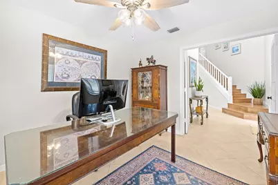 218 W Canterbury Dr W, Palm Beach Gardens, FL 33418 - Photo 14