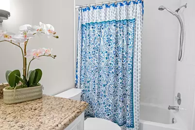 218 W Canterbury Dr W, Palm Beach Gardens, FL 33418 - Photo 30