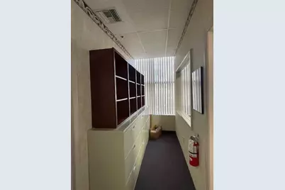 631 Us-1 #101, North Palm Beach, FL 33408 - Photo 6