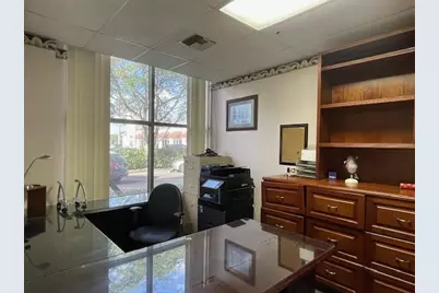 631 Us-1 #101, North Palm Beach, FL 33408 - Photo 8