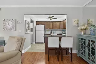 327 Pine Ridge Cir, Greenacres, FL 33463 - Photo 24