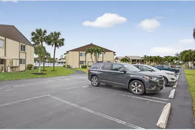 327 Pine Ridge Circle #A-1, Greenacres, FL 33463 - Photo 4