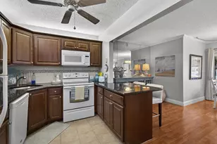 327 Pine Ridge Cir, Greenacres, FL 33463 - Photo 32