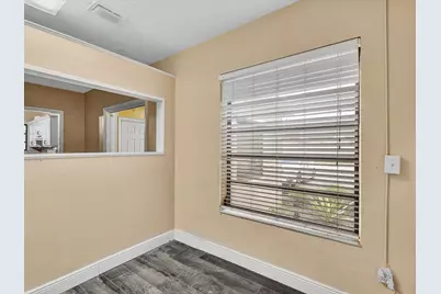 4901 SW 51st Street, Davie, FL 33314 - Photo 8