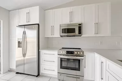 10323 W Boca Bnd W #K1, Boca Raton, FL 33428 - Photo 6