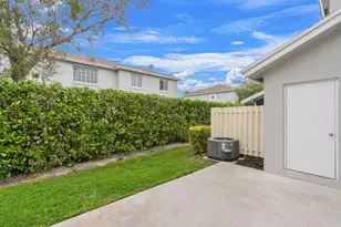 4759 SW 14th Ct, Deerfield Beach, FL 33442 - Photo 8