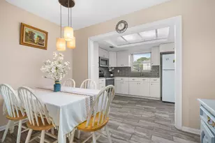 410 NE 17th Ave, Boynton Beach, FL 33435 - Photo 2