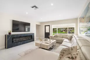 4760 NE 17th Ave, Oakland Park, FL 33334 - Photo 4