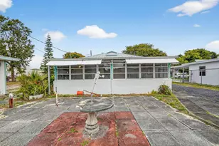 620 58th St, West Palm Beach, FL 33407 - Photo 30