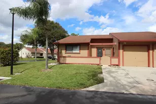 22 Walcott Dr, Boynton Beach, FL 33426 - Photo 1