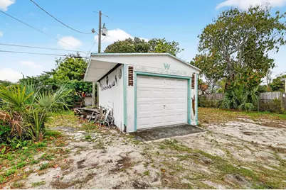 624 58th Street, West Palm Beach, FL 33407 - Photo 4