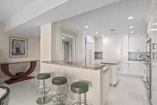 200 E Palmetto Park Rd, Boca Raton, FL 33432 - Photo 4