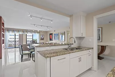 200 E Palmetto Park Road #607, Boca Raton, FL 33432 - Photo 14