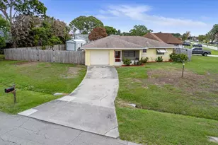 1491 SE Concha St, Port Saint Lucie, FL 34983 - Photo 2