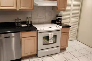 405 N Ocean Blvd, Pompano Beach, FL 33062 - Photo 22