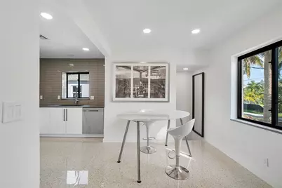 450 N Victoria Park Road, Fort Lauderdale, FL 33301 - Photo 14