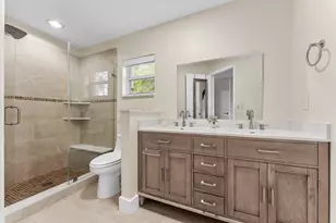 238 S W 122nd Terrace, Pembroke Pines, FL 33025 - Photo 16