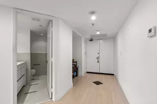 520 Brickell Key Dr, Miami, FL 33131 - Photo 20