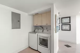 520 Brickell Key Dr, Miami, FL 33131 - Photo 22