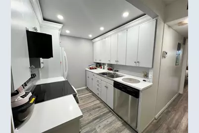 410 Grantham A #410, Deerfield Beach, FL 33442 - Photo 6