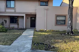 31 Chestnut Cir, Cooper City, FL 33026 - Photo 1