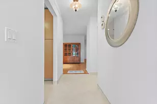 103 Lake Anne Dr, West Palm Beach, FL 33411 - Photo 4