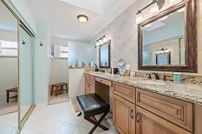18 Windsor Lane, Palm Beach Gardens, FL 33418 - Photo 12