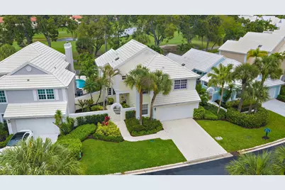 18 Windsor Lane, Palm Beach Gardens, FL 33418 - Photo 1