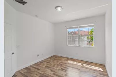 9051 Plymouth Place #20203, Tamarac, FL 33321 - Photo 12