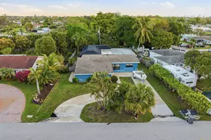 2591 Myrica Rd, West Palm Beach, FL 33406 - Photo 2