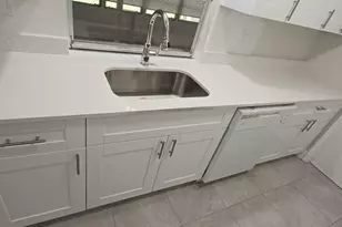 844 SE Festivo Ct, Port Saint Lucie, FL 34983 - Photo 18