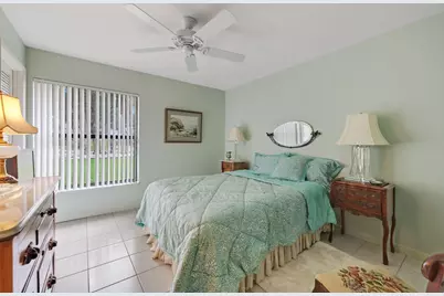 8423 Juddith Avenue, Boynton Beach, FL 33472 - Photo 16