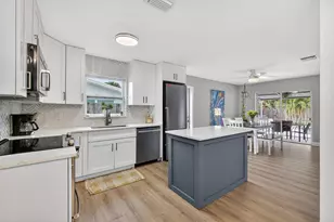 9820 Daisy Ave, Palm Beach Gardens, FL 33410 - Photo 6