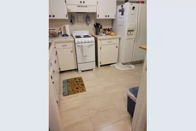 2302 Sunrise Boulevard #201, Fort Pierce, FL 34982 - Photo 2