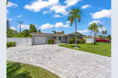 801 SE 14th Street, Deerfield Beach, FL 33441 - Photo 2