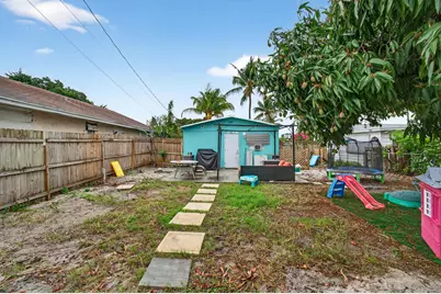 1071 Peak Road, Lake Worth, FL 33462 - Photo 38