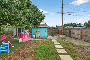 1071 Peak Rd, Lake Worth, FL 33462 - Photo 36