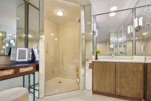 1900 Consulate Pl, West Palm Beach, FL 33401 - Photo 22