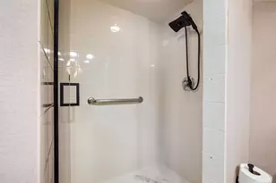 1900 Consulate Pl, West Palm Beach, FL 33401 - Photo 34