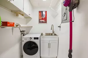 1900 Consulate Pl, West Palm Beach, FL 33401 - Photo 18