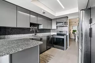 1900 Consulate Pl, West Palm Beach, FL 33401 - Photo 12