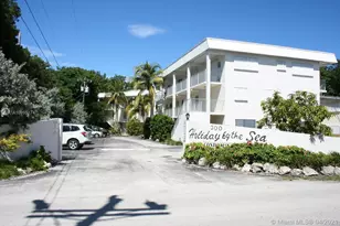 300 Ocean Dr, Key Largo, FL 33037 - Photo 2
