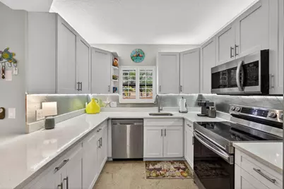 44 Uno Lago Drive, North Palm Beach, FL 33408 - Photo 18