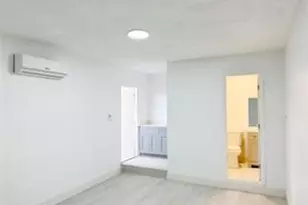 1136 NW 5th Ct, Fort Lauderdale, FL 33311 - Photo 22