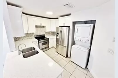 1136 NW 5th Court, Fort Lauderdale, FL 33311 - Photo 2