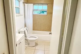 1136 NW 5th Ct, Fort Lauderdale, FL 33311 - Photo 30